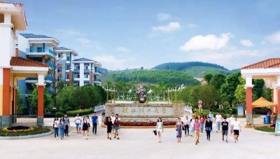 ​高考420分高校推荐，桂林理工大学空港校区