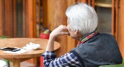 ​每年染发2次，10年后确诊癌症！医生提醒：5类人确实不适合染发！