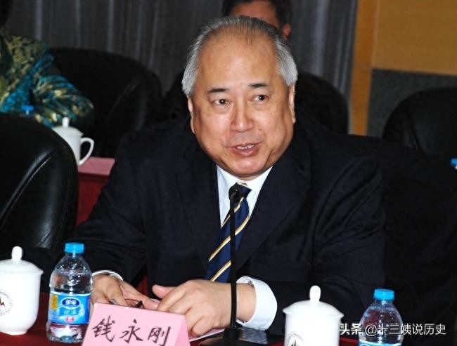 钱学森罕见照：真正的民族脊梁，图6令人无比感动，图9是他儿子