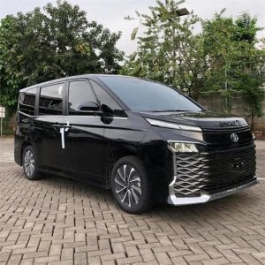 ​新丰田VOXY“即将入华”，海外落地16万，空间媲美奥德赛，真犀利