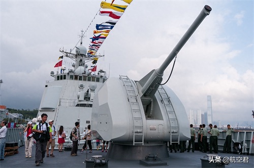 我登上了中国海军战舰-171海口舰