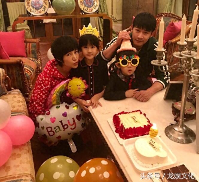 还记得《爸爸去哪儿》里的贝儿吗？如今越长越漂亮，基因太强大了