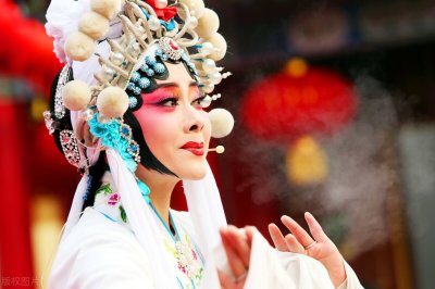 ​在戏曲行当中，花旦和青衣并驾齐驱，两者区别在哪里