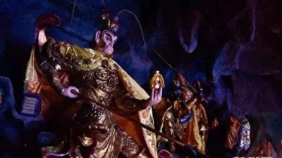 ​金花娘娘，又称金花仙姑，是诞生于兰州本土修炼成道本土仙姑。