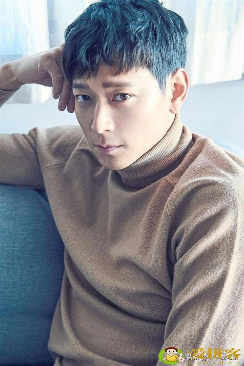 韩国最帅的男明星50名(韩国男演员颜值排行榜)插图1 韩国最帅的男明星50名(韩国男演员颜值排行榜)插图1