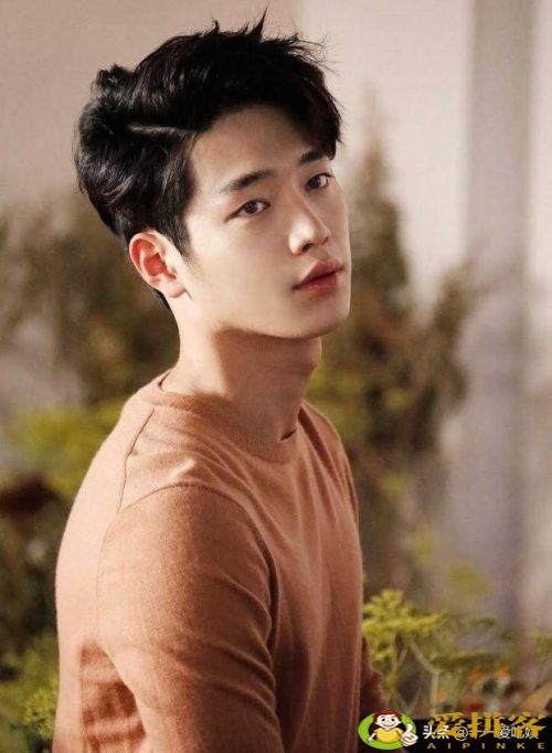 韩国最帅的男明星50名(韩国男演员颜值排行榜)插图8 韩国最帅的男明星50名(韩国男演员颜值排行榜)插图8