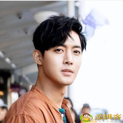韩国最帅的男明星50名(韩国男演员颜值排行榜)插图23 韩国最帅的男明星50名(韩国男演员颜值排行榜)插图23