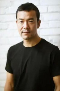 ​廖凡：从星二代到演技封神的逆袭之路与爱情故事