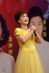 ​李谷一的婚史揭秘：曾与金铁霖同甘共苦，现与海军司令之子肖卓能携手