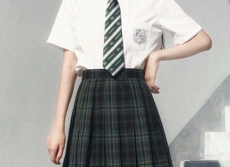 什么人不适合戴玉手镯 这几个属相不适合戴玉手镯