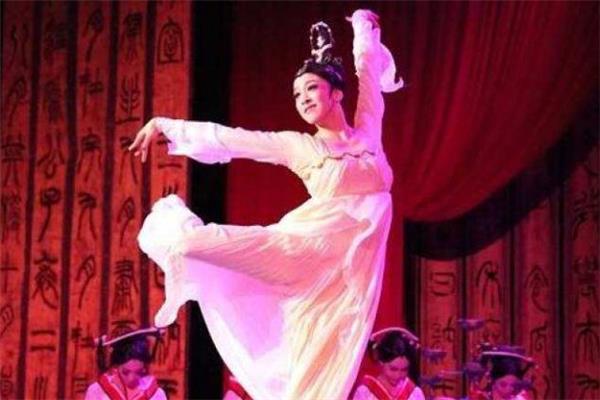 古典舞适合什么年龄 早一点学比较好